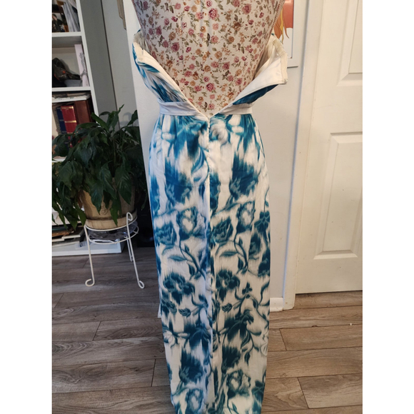 Gorgeous Max and Cleo dress - Picture 5 of 8